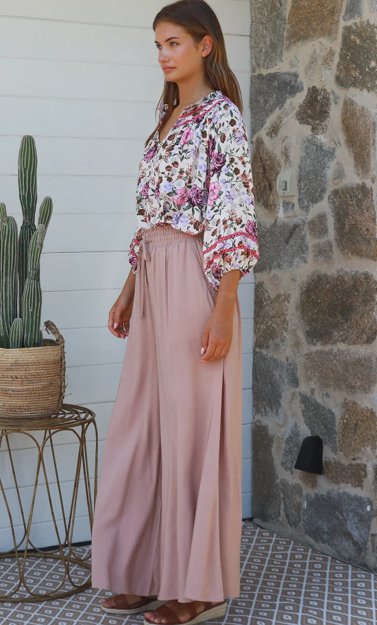 Esme Pant