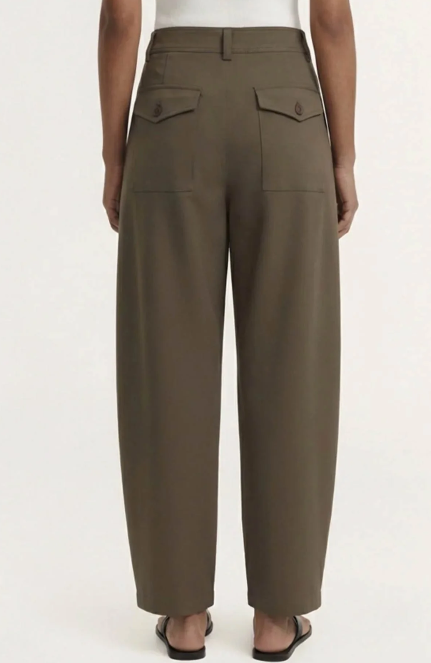 Alto Barrell Leg Pant